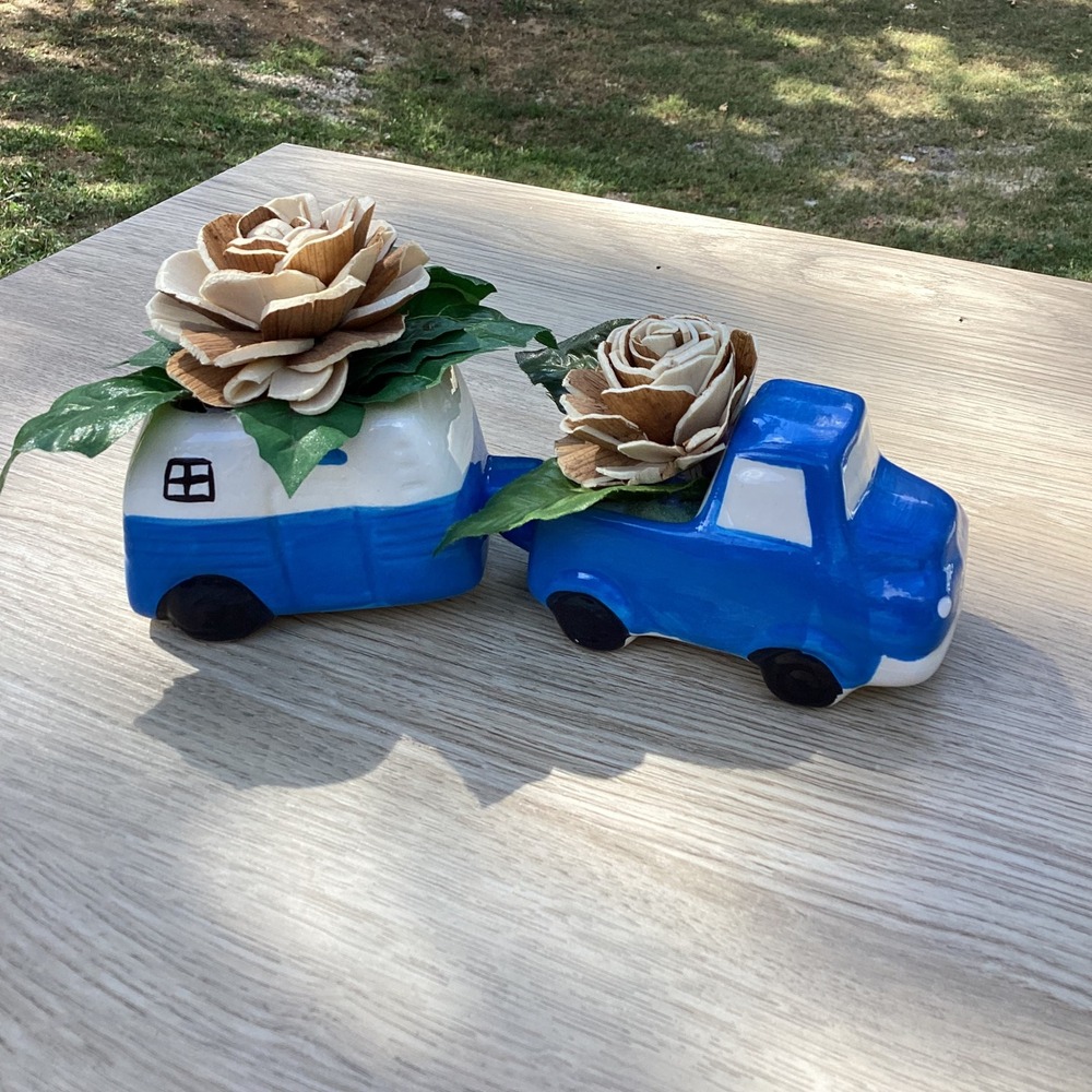 Cute Blue Ceramic Pickup Truck and Camper with Sola Wood Flowers‎ Decorative Set